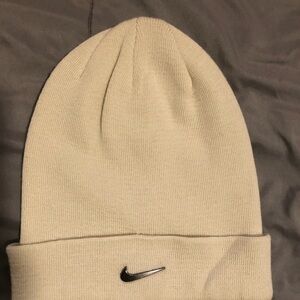 Nike Cream Baseball Cap Classic Curved Brim